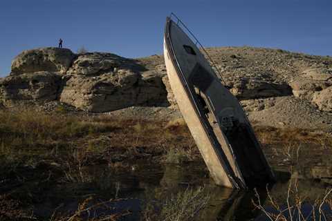 AP Exclusive: Emails reveal tensions in Colorado River talks