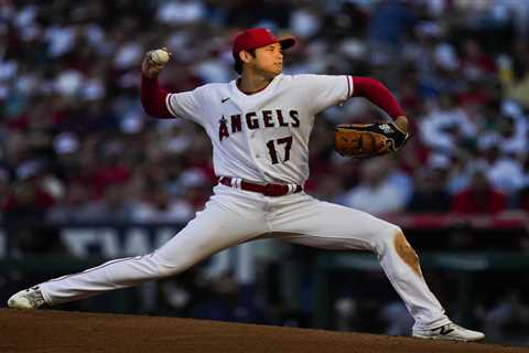 Shohei Ohtani allows 4 earned runs, takes the loss in the Astros' 7-5 win over the spiraling Angels