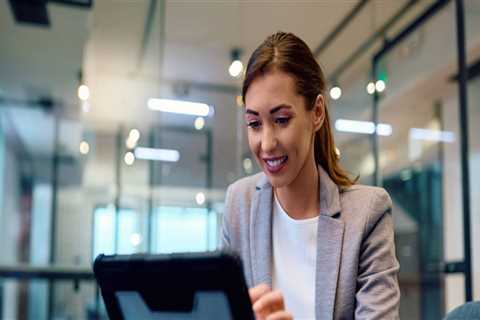 Exploring the Core Courses in Legal Education Programs